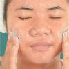 imageNeutrogena OilFree Acne Stress Control PowerClear Scrub 2 Salicylic Acid for AcneProne Skin Exfoliating Daily Facial Scrub 42 fl oz